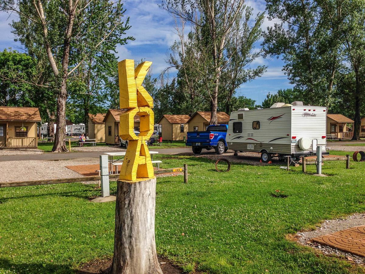 Sandusky Koa Holiday Campground Hotel Exterior photo